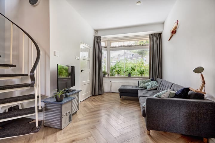 Foto 11 van Coornhertstraat 2-A