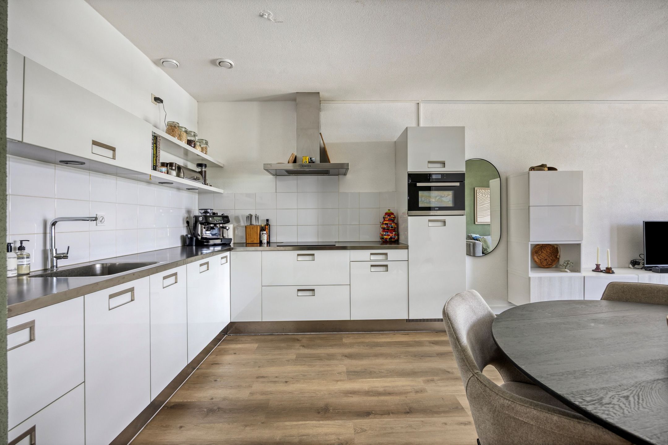 Photo 21 of Professor de Moorplein 474