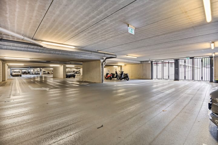 Foto 35 van Professor de Moorplein 474