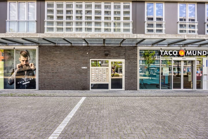 Foto 37 van Professor de Moorplein 474