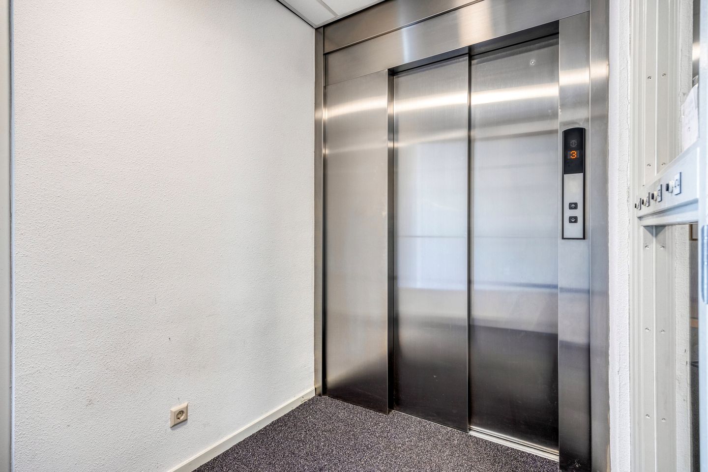 Photo 40 of Professor de Moorplein 474