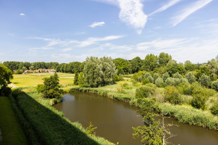 Photo 17 of Leeuwstraat 84