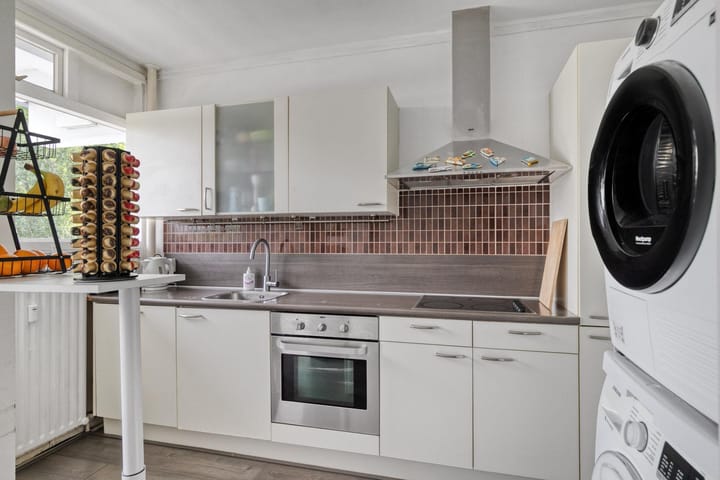 Photo 12 of Frederik van Eedenplaats 73