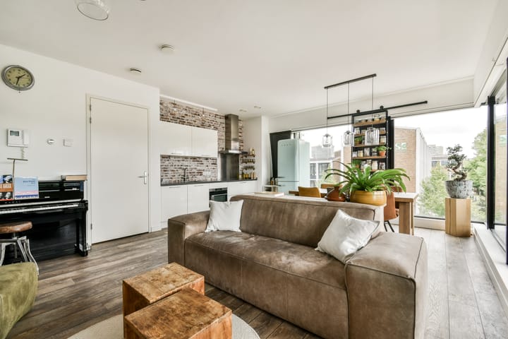 Foto 8 van Jan Tooropstraat 101