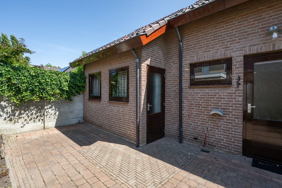 Foto 23 van Dorpsweg 83