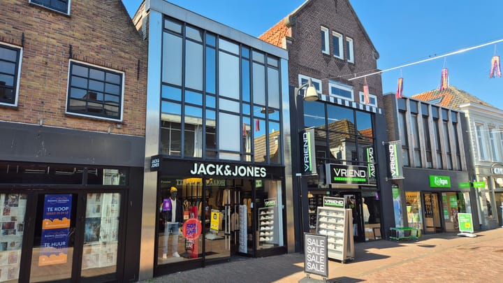 Hoofdstraat 16