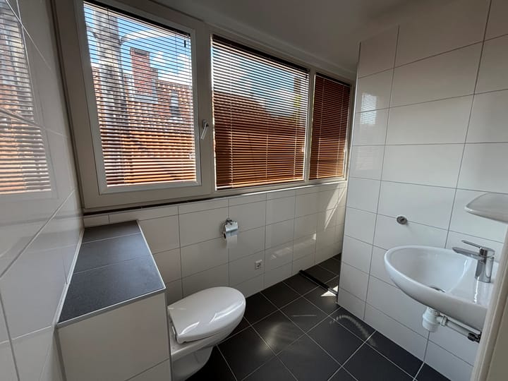 Foto 10 van Middelstegracht 145-B