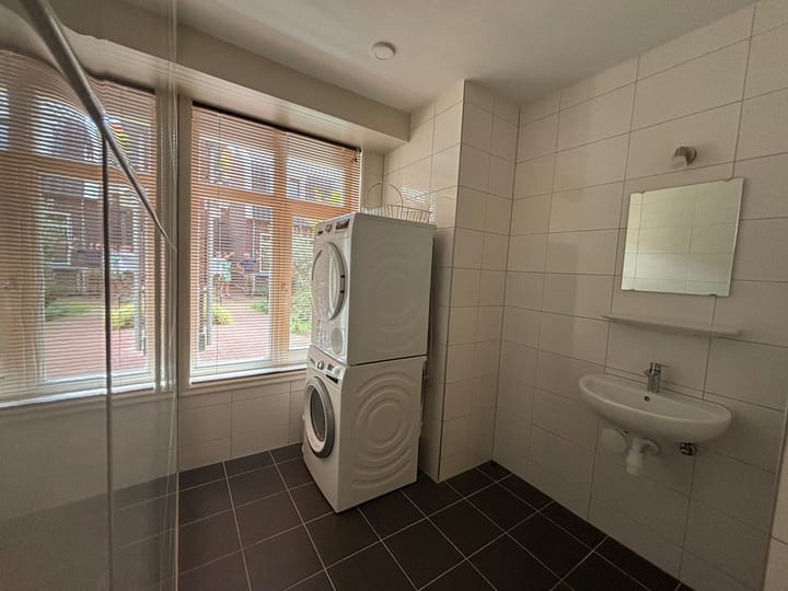 Foto 8 van Middelstegracht 151