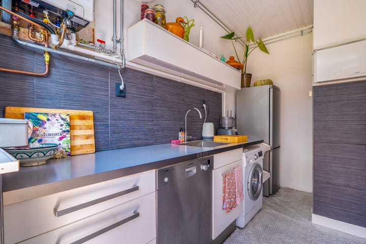 Foto 24 van Witte de Withstraat 16-B