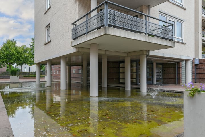 Foto 12 van Jan van der Croonstraat 85