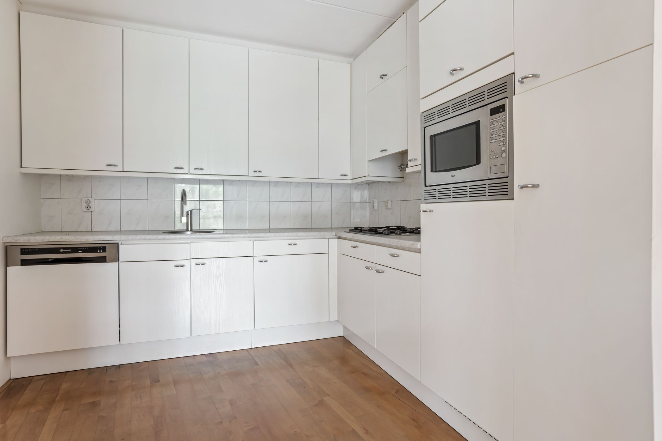 Foto 9 van Professor Boerhaaveweg 87