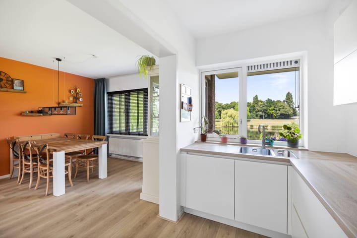 Foto 8 van Jan Luykenlaan 94