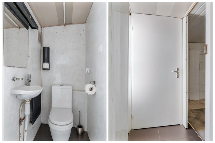 Photo 13 of Warmoezenierstraat 17