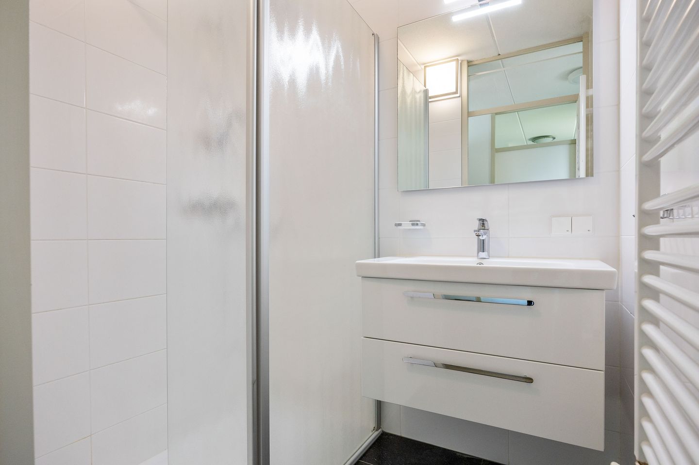 Photo 5 of De Rug 3-143