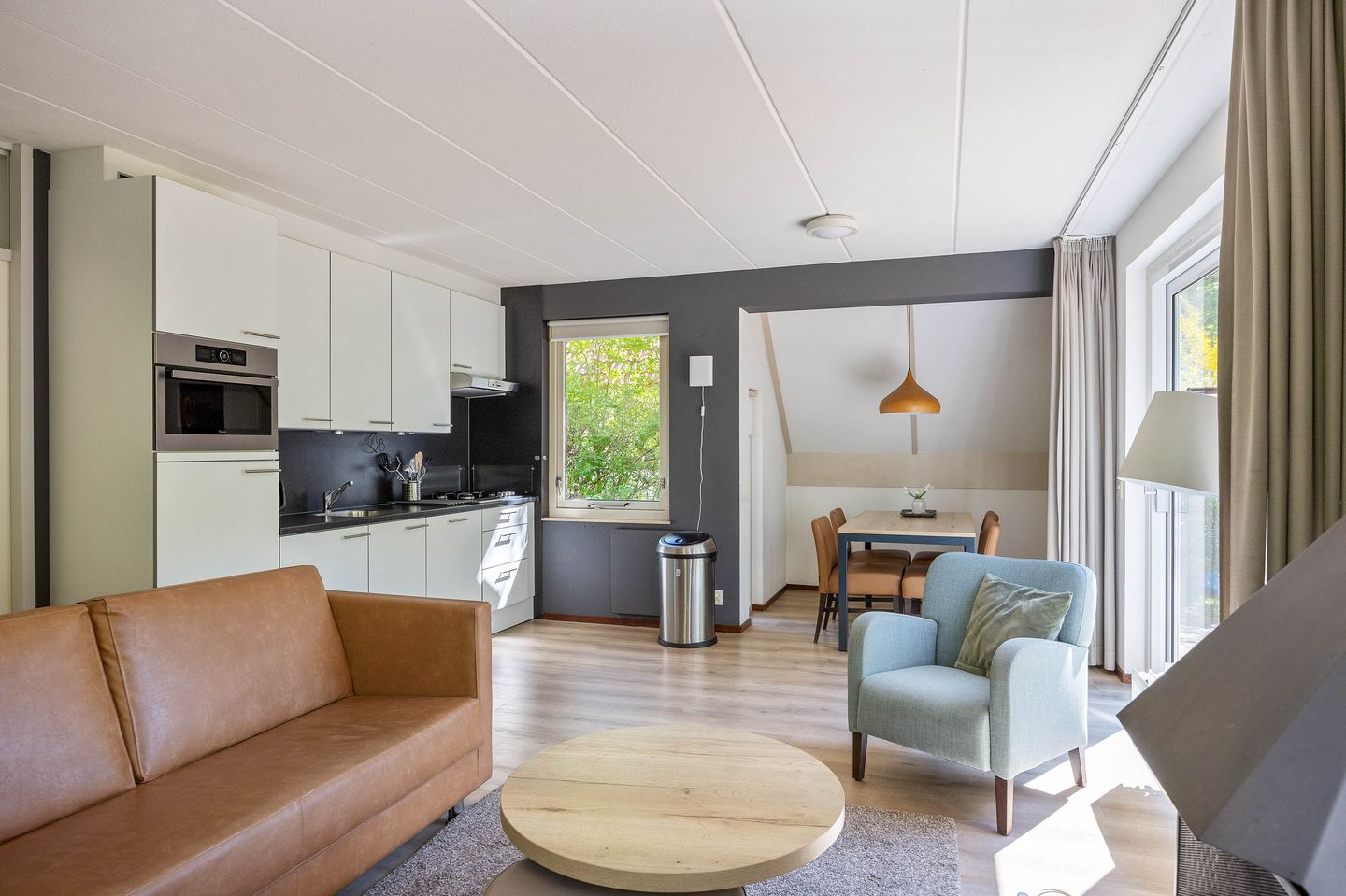 Photo 14 of De Rug 3-143