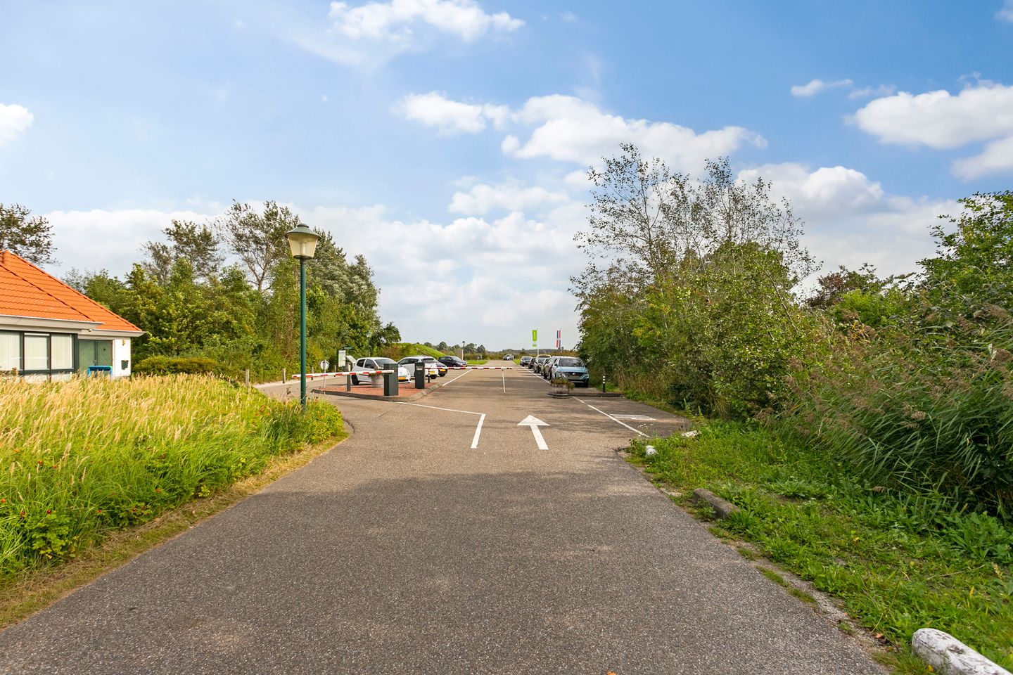 Photo 35 of De Rug 3-143