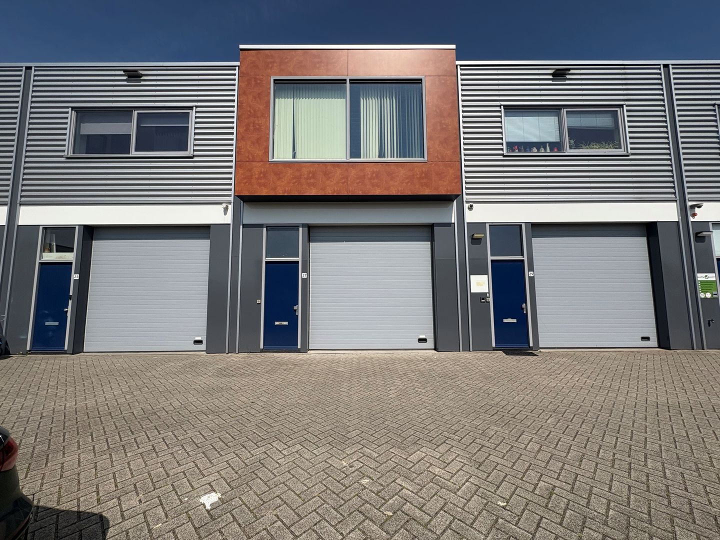 Bekijk foto 1 van Hovenierstraat 27
