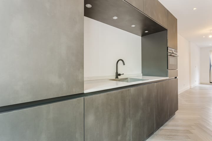 Photo 11 of Zuiderweg 71