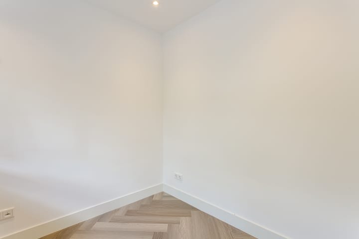 Photo 21 of Zuiderweg 71