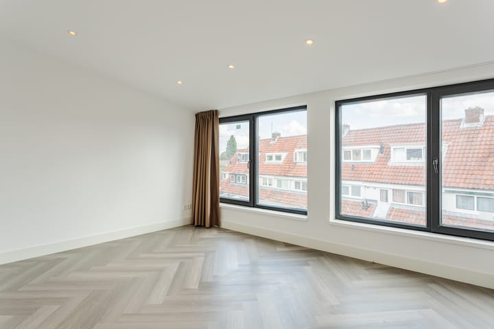 Photo 26 of Zuiderweg 71