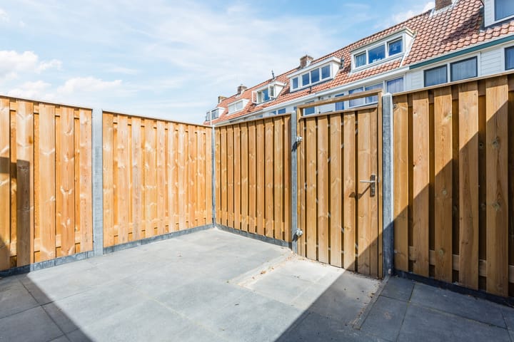 Photo 40 of Zuiderweg 71