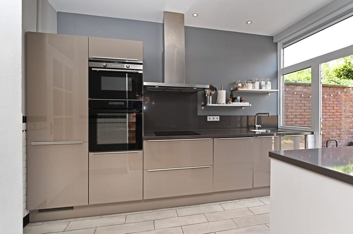 Foto 25 van Laan van Meerdervoort 741