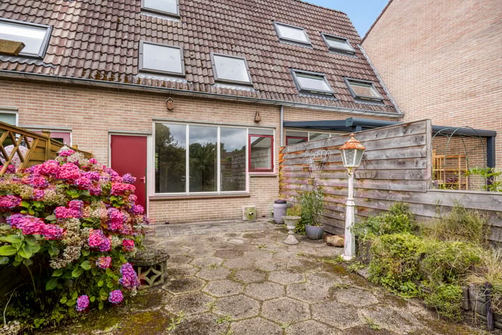 Foto 2 van Robert Stolzstraat 33