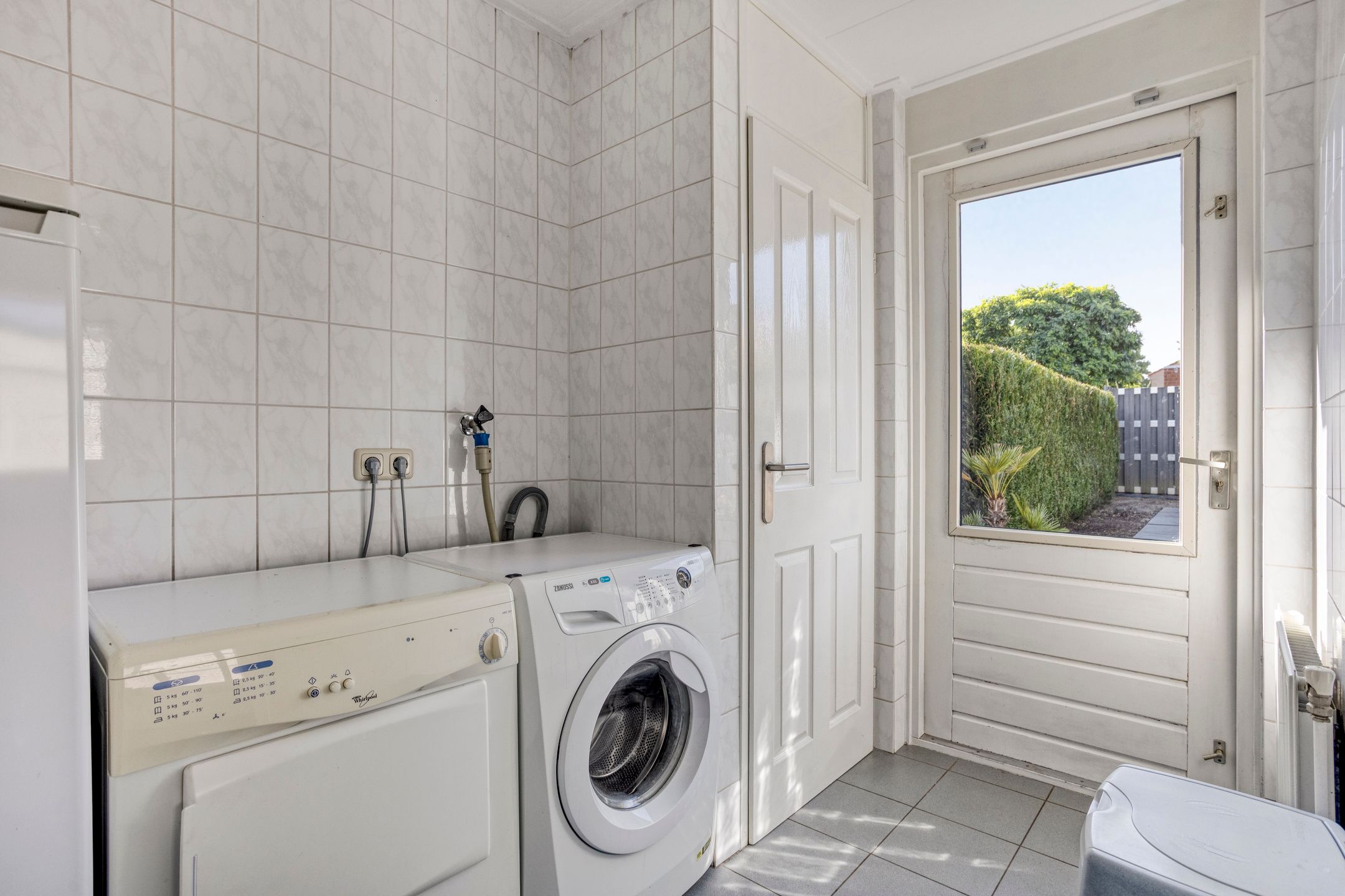 Photo 9 of Kanarie 40