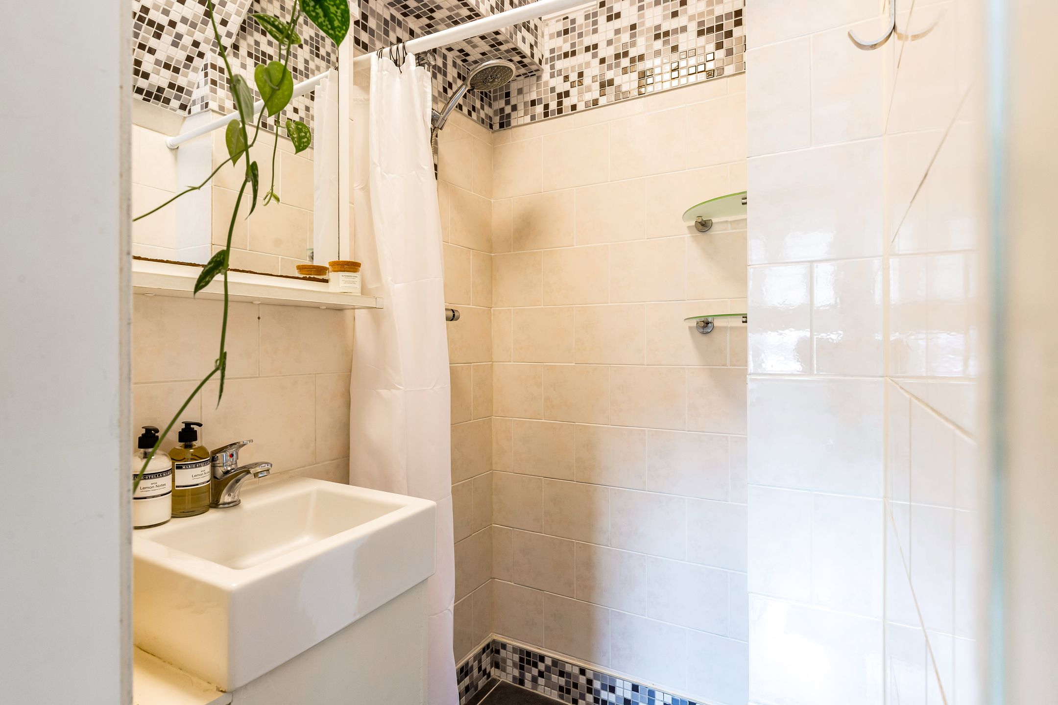 Foto 15 van Barnsteenlaan 53-2