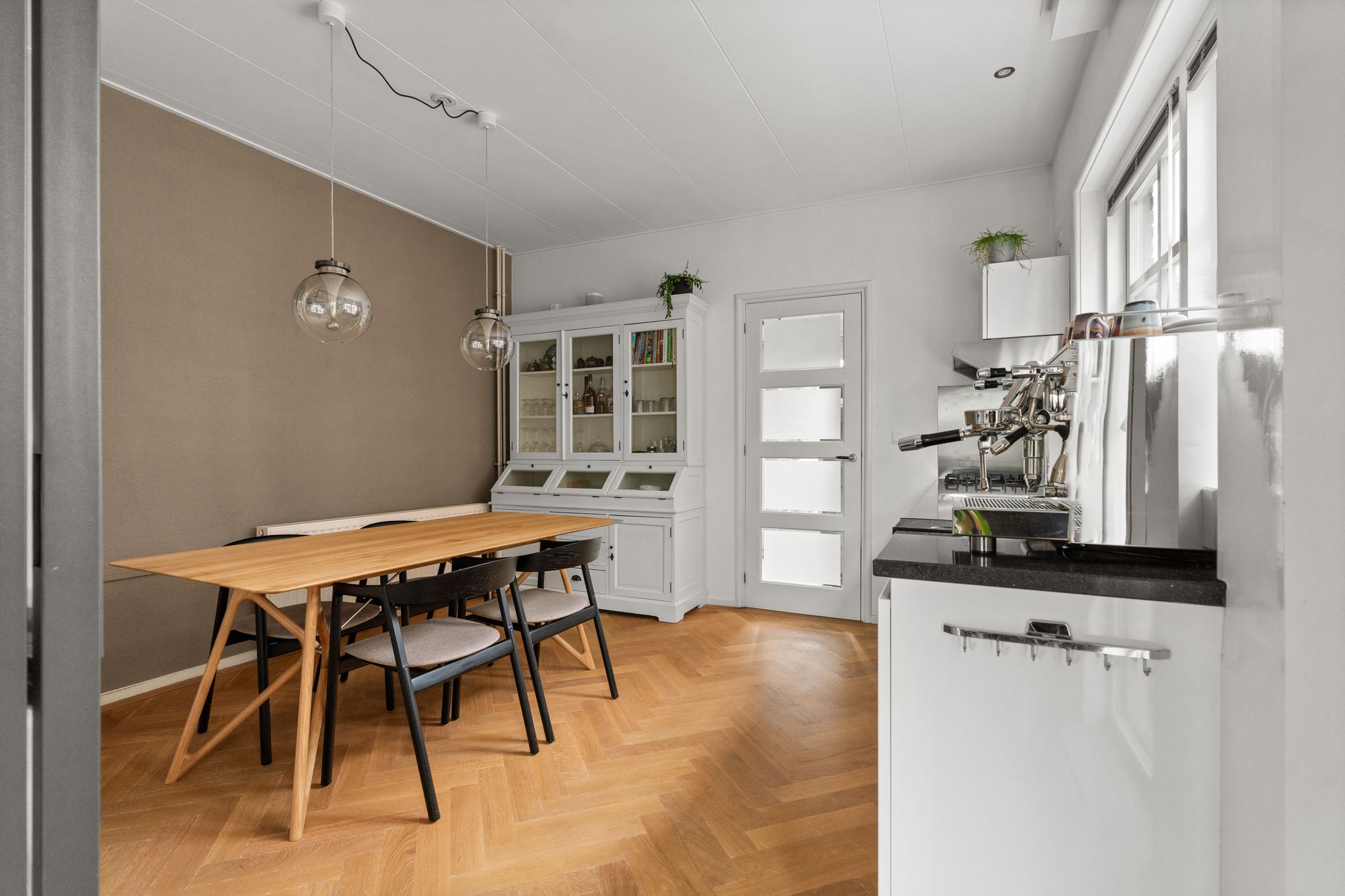 Foto 12 van Van Berckstraat 24