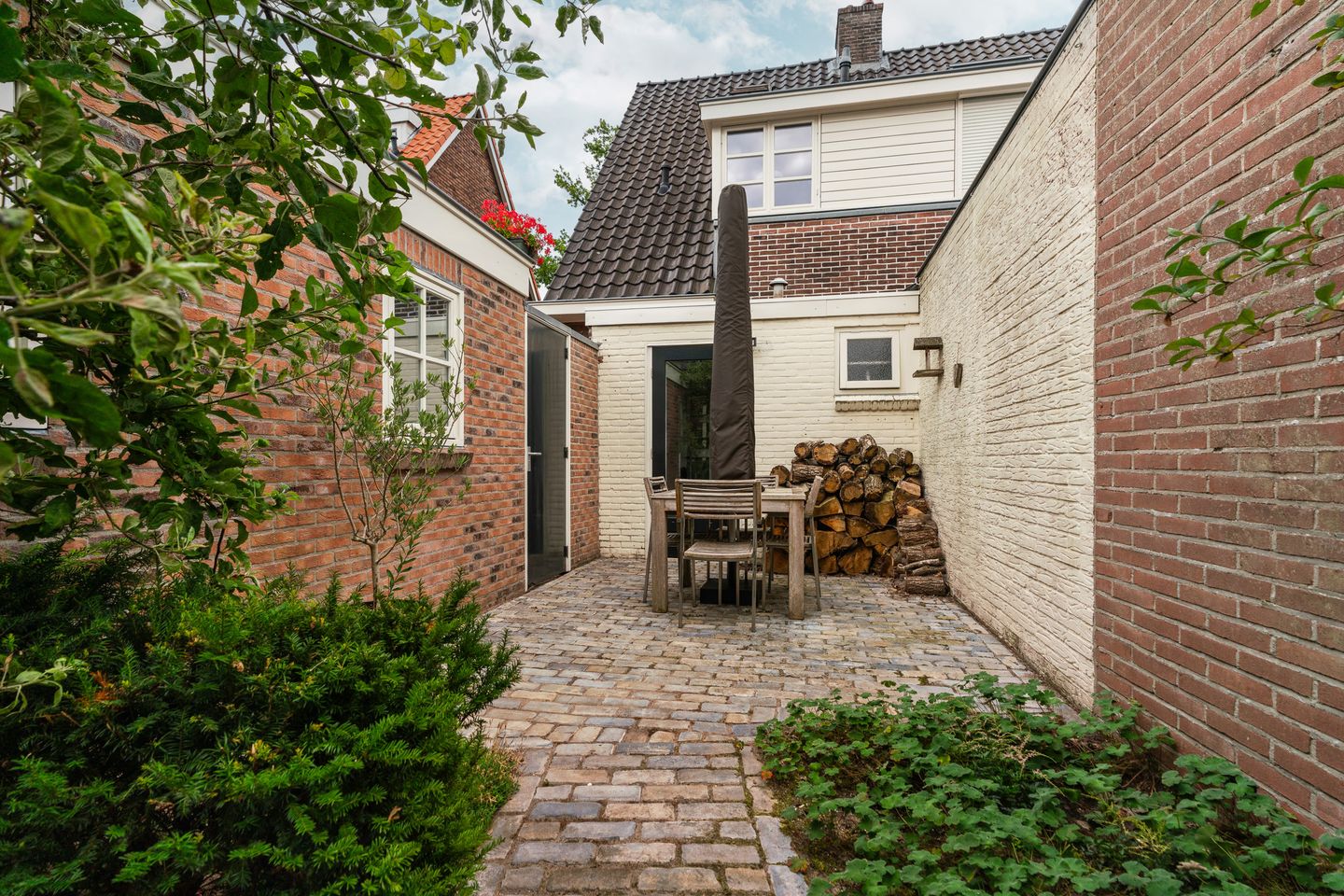 Foto 35 van Van Berckstraat 24