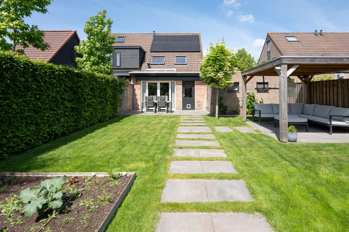 Foto 29 van Brandgans 48