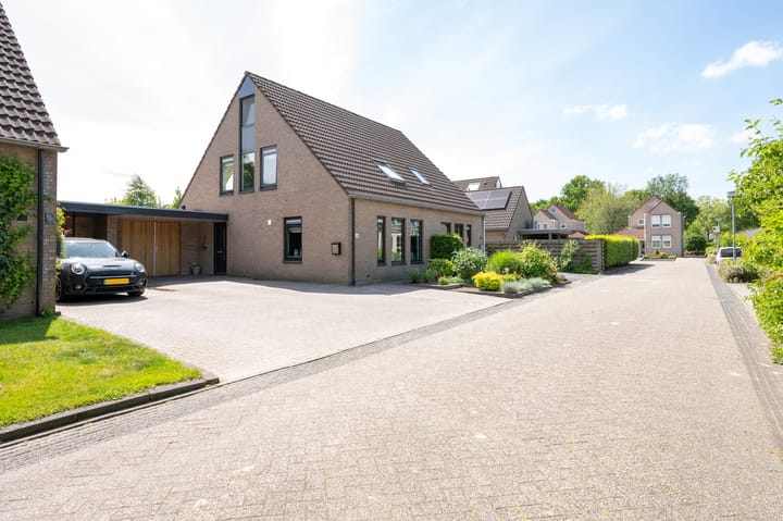 Foto 33 van Brandgans 48