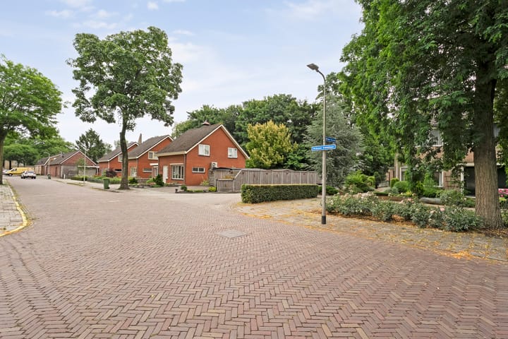 Foto 38 van Prinses Irenelaan 8