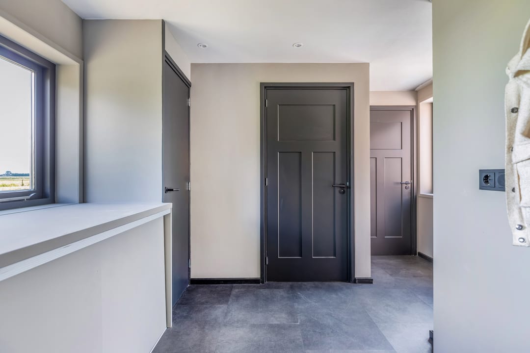 Foto 11 van Middenvaart 5