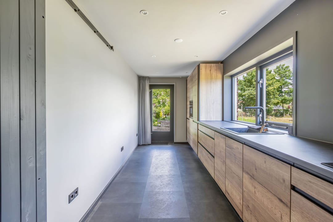 Foto 23 van Middenvaart 5