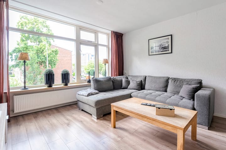 Photo 11 of Tamboerlaan 273