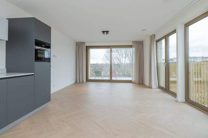 Photo 2 of César Francklaan 89