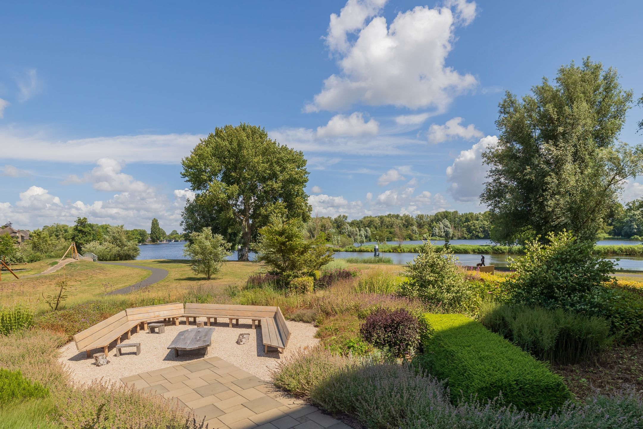 Photo 33 of César Francklaan 89