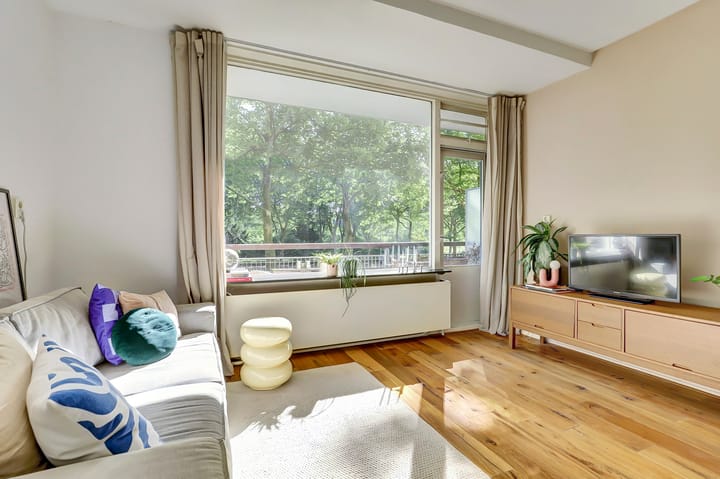 Foto 21 van Livingstonelaan 472