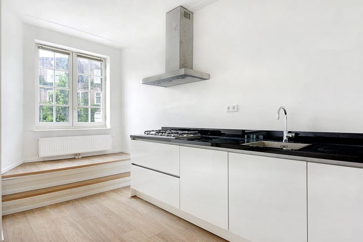 Photo 7 of Ruysdaelstraat 33-1