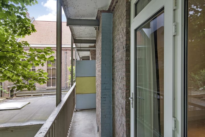 Photo 14 of Ruysdaelstraat 33-1