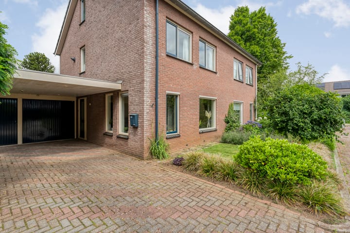 Foto 5 van Tieberije 7