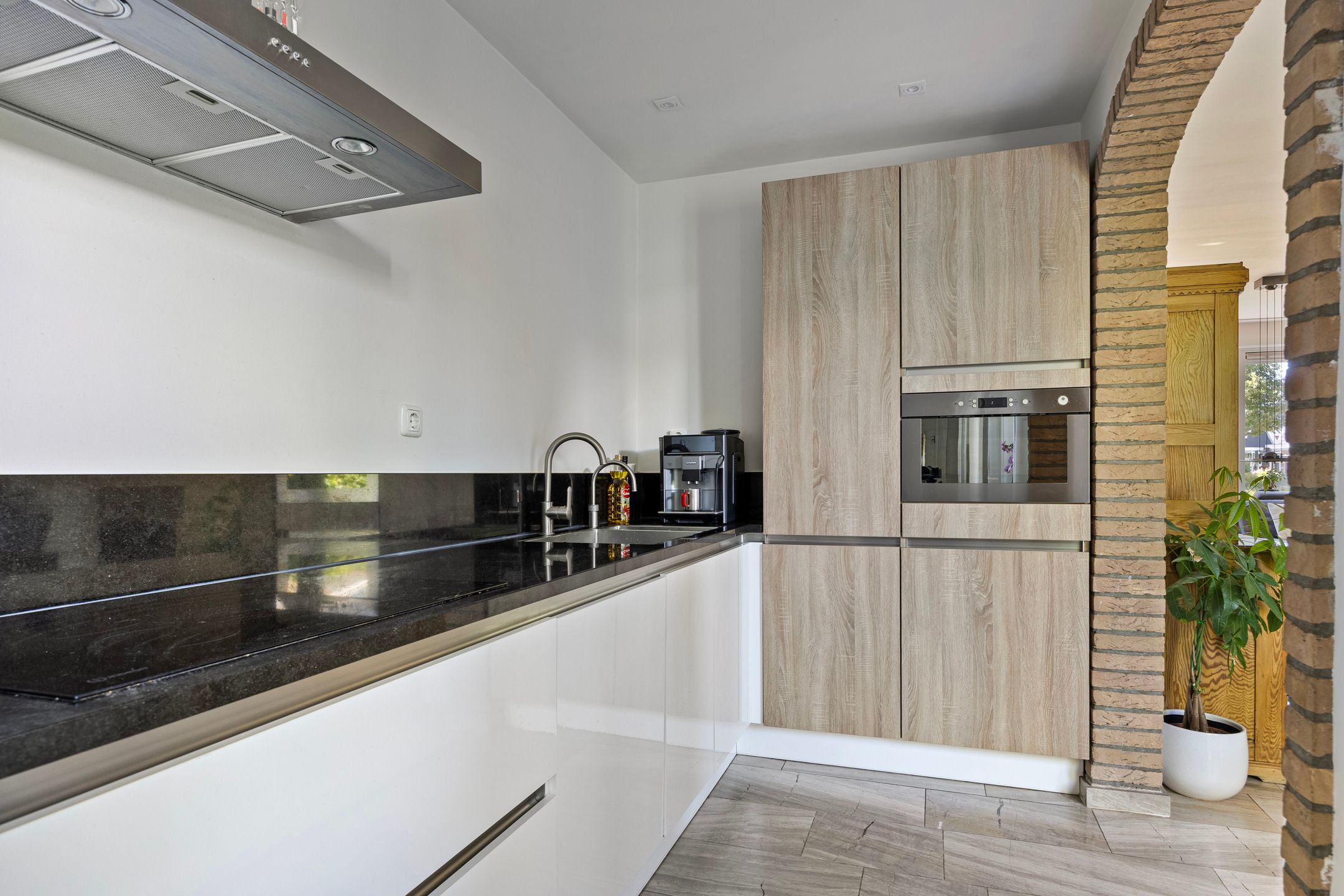 Foto 15 van Kennemerstraatweg 612