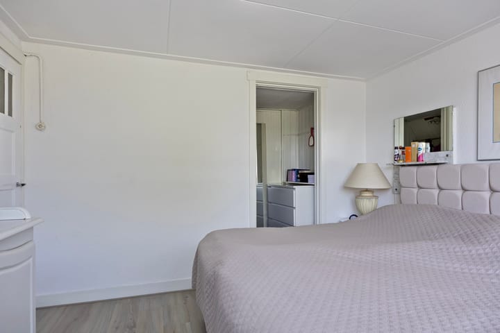 Foto 25 van Kennemerstraatweg 612