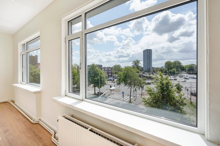 Foto 7 van Veluweplein 8