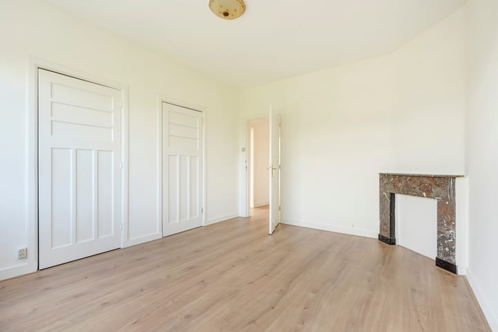 Foto 12 van Veluweplein 8