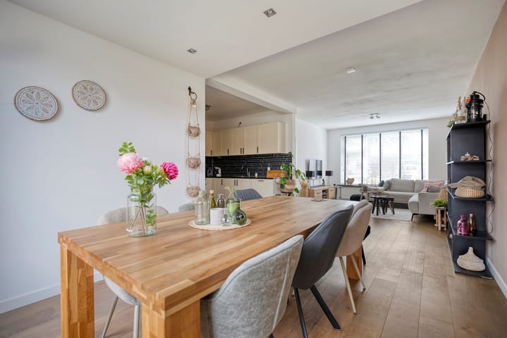 Foto 17 van Burg.van Höevellstraat 6