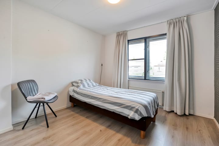 Foto 22 van Burg.van Höevellstraat 6