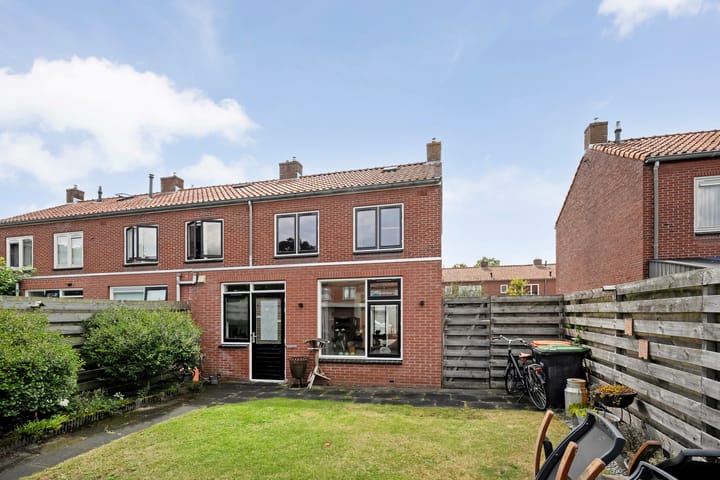 Foto 26 van Burg.van Höevellstraat 6